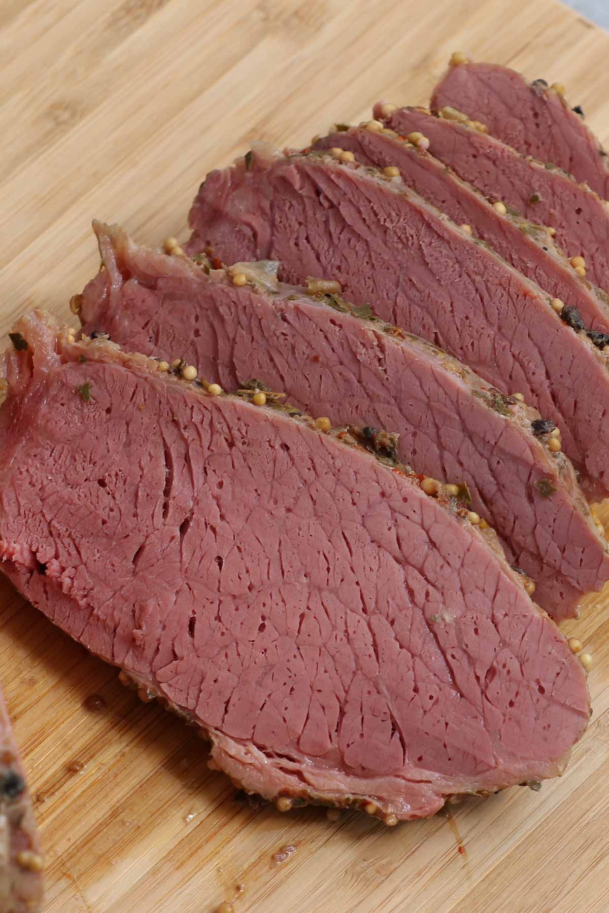 Ricetta sottovuoto Corned Beef passo 4: cuocere la carne sottovuoto.